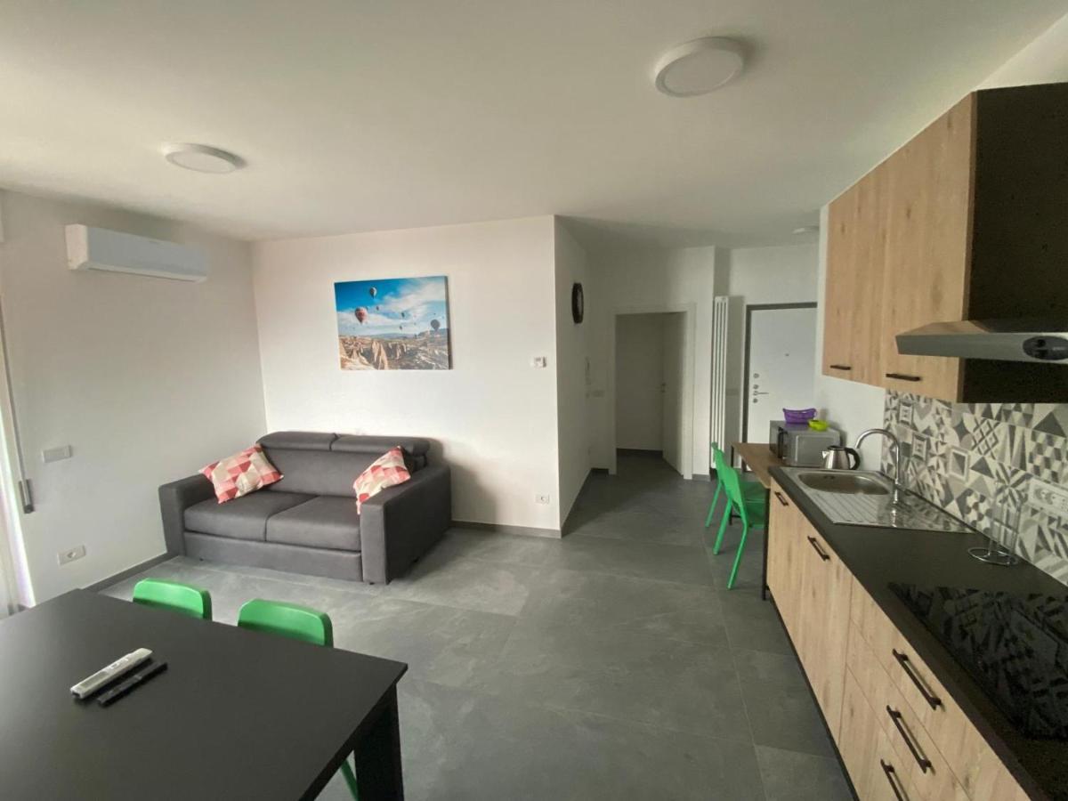 Appartamento Casa Anita Bellano Esterno foto