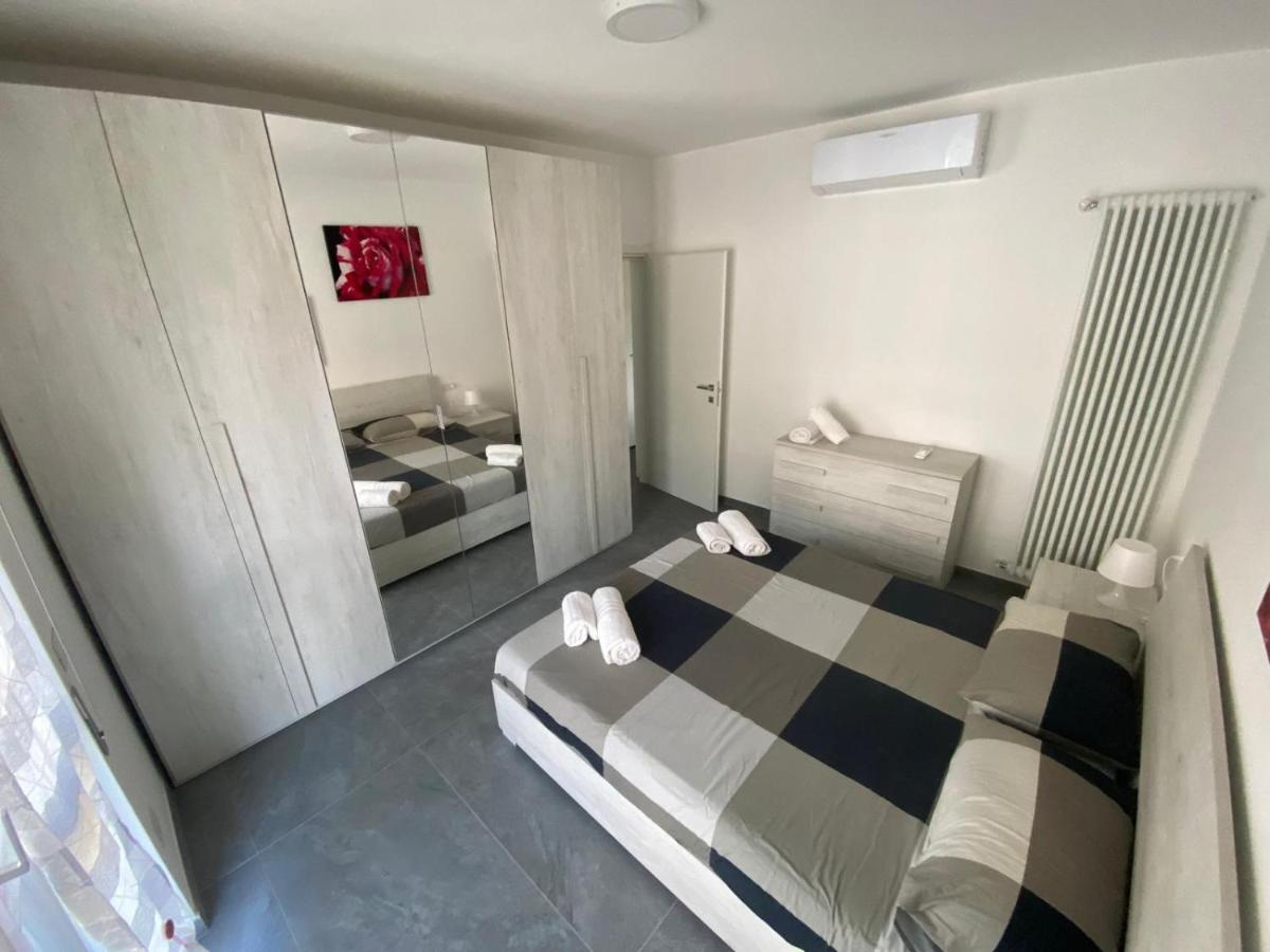Appartamento Casa Anita Bellano Esterno foto